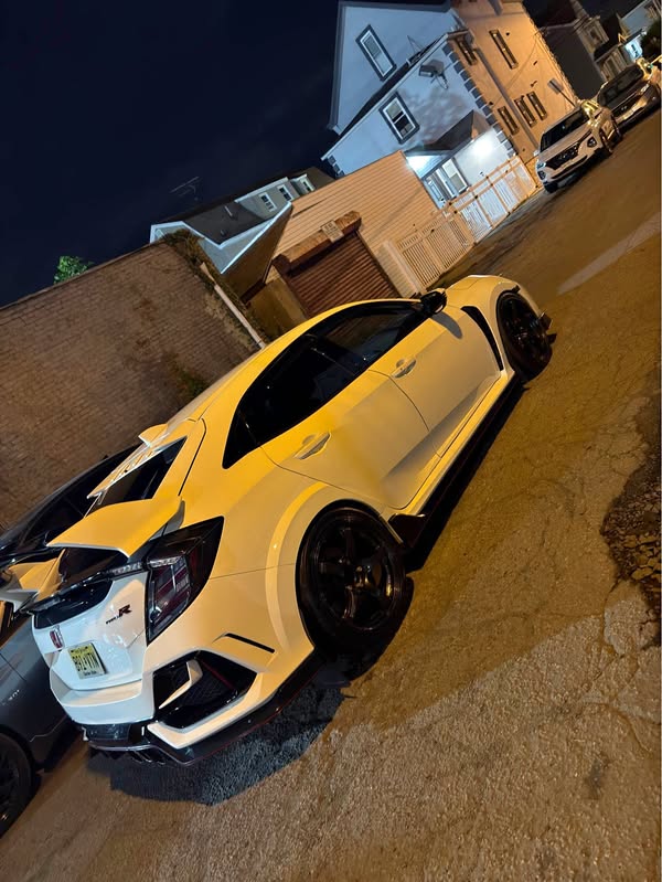 2021 Honda Civic Type R - Hatchback Sedan 4D