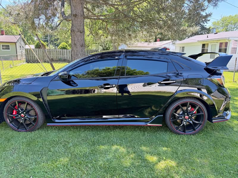 2021 Honda Civic Type R - Touring Hatchback Sedan 4D