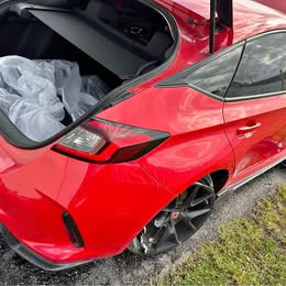 2018 Honda Civic Type R - Touring Hatchback Sedan 4D