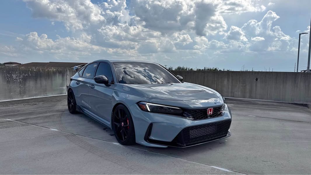 2023 Honda Civic Type R - Limited Edition Hatchback Sedan 4D