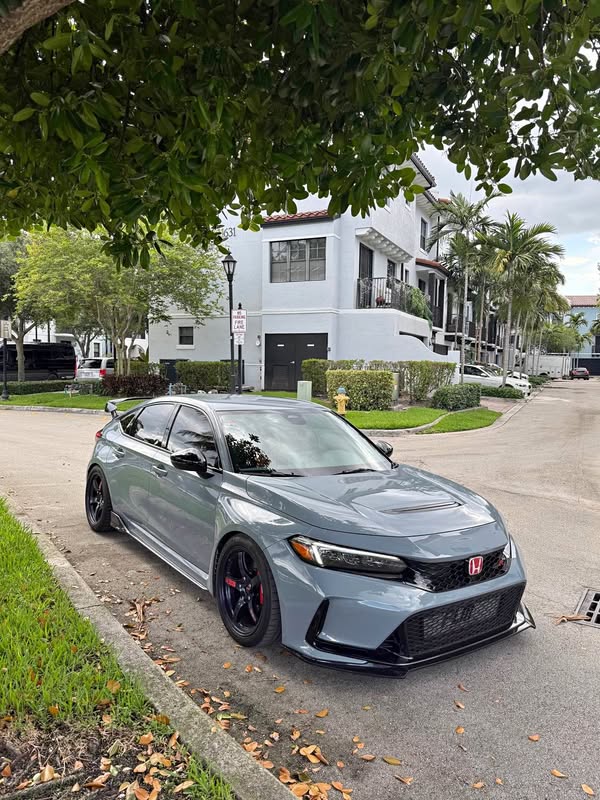 2025 Honda Civic Type R - Hatchback Sedan 4D