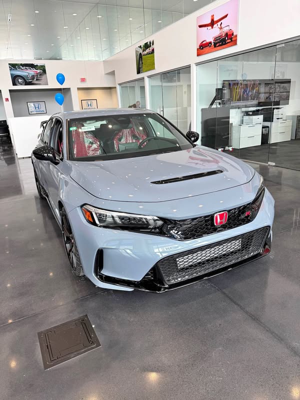 2025 Honda Civic Type R - Touring Hatchback Sedan 4D