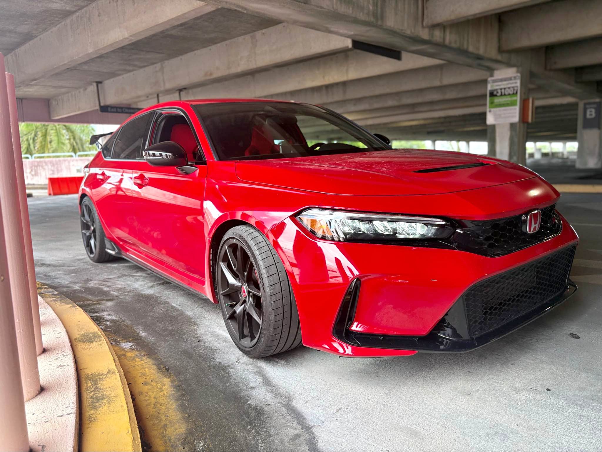 2025 Honda Civic Type R - Hatchback Sedan 4D