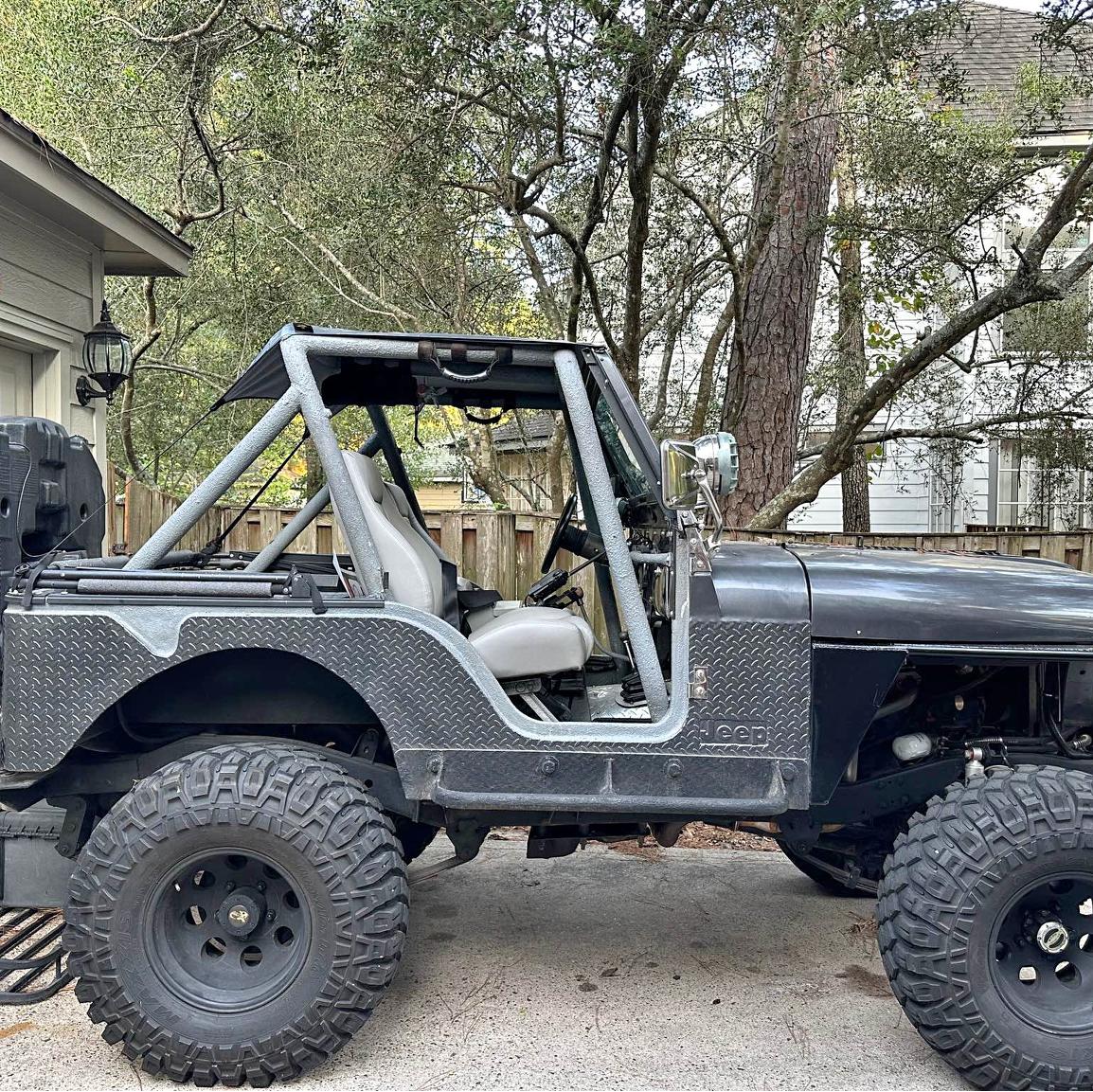 1979 Jeep cj5 - Golden Eagle