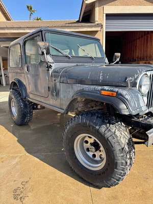 1985 Jeep cj 7 - Laredo