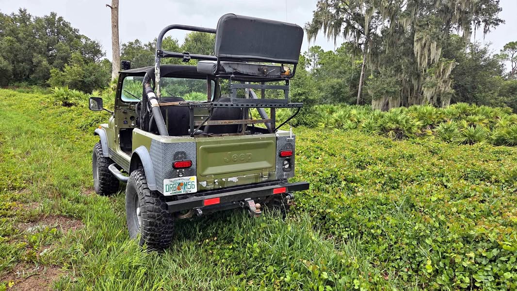 1985 Jeep Comanche - Cj7