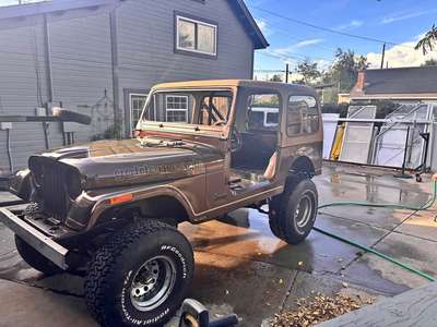 1979 Jeep cj7 - Golden Eagle