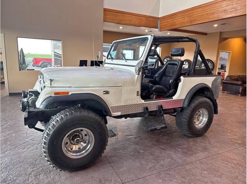1977 Jeep CJ-7 V8