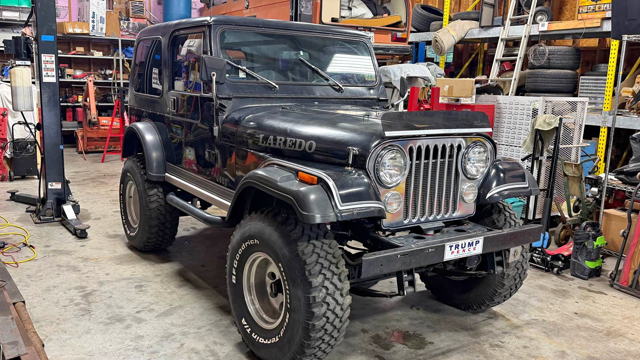 1983 Jeep cj-7 - Laredo Package