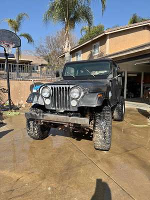 1985 Jeep cj 7 - Laredo