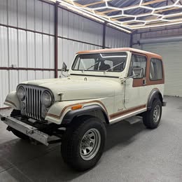 1983 Jeep CJ-7 Laredo