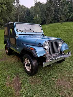 1986 Jeep CJ7 - Laredo