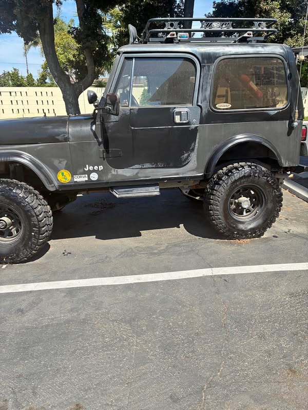 1984 Jeep CJ7  - Black
