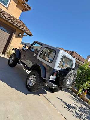 1985 Jeep cj7 - SUV