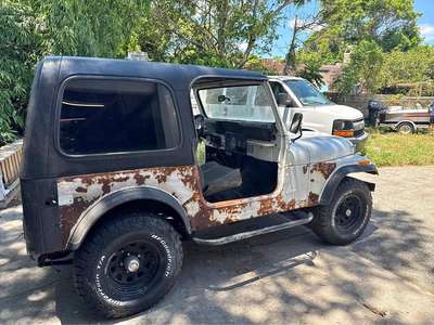 1980 CJ7 Jeep w\/ new tub