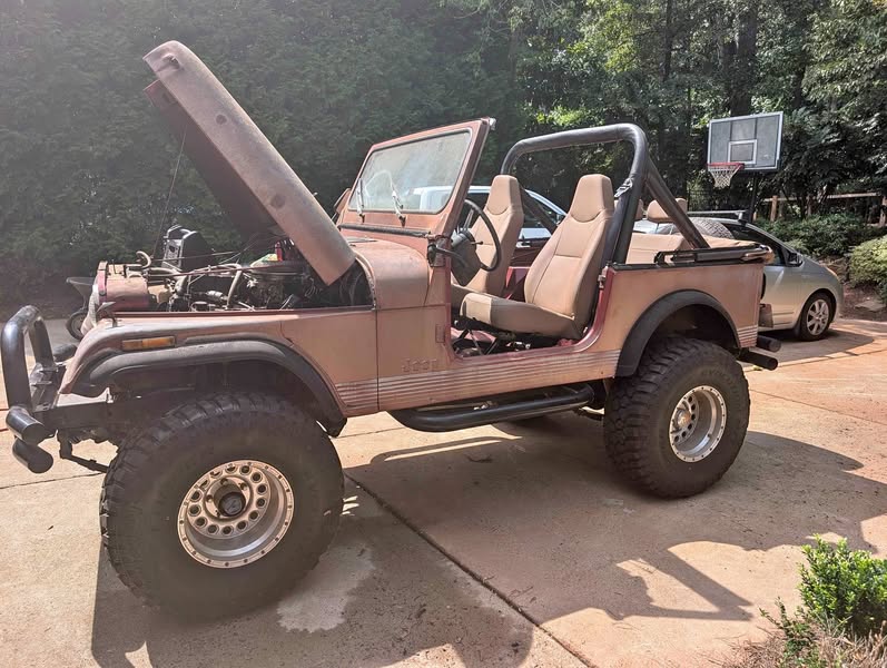 1985 Jeep CJ7 - Runs Great - New Seats and Top