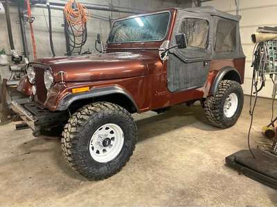 1983 Jeep cj7 - Base