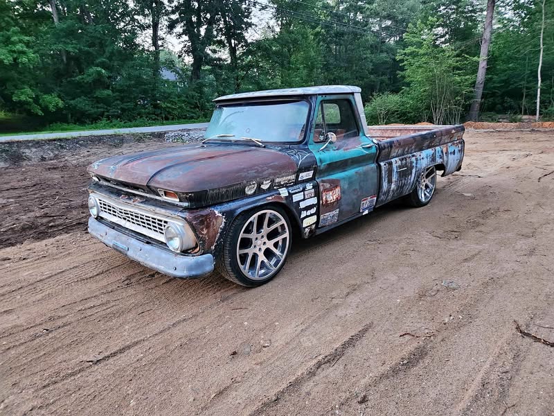 1966 Chevrolet C10 - Ls swap