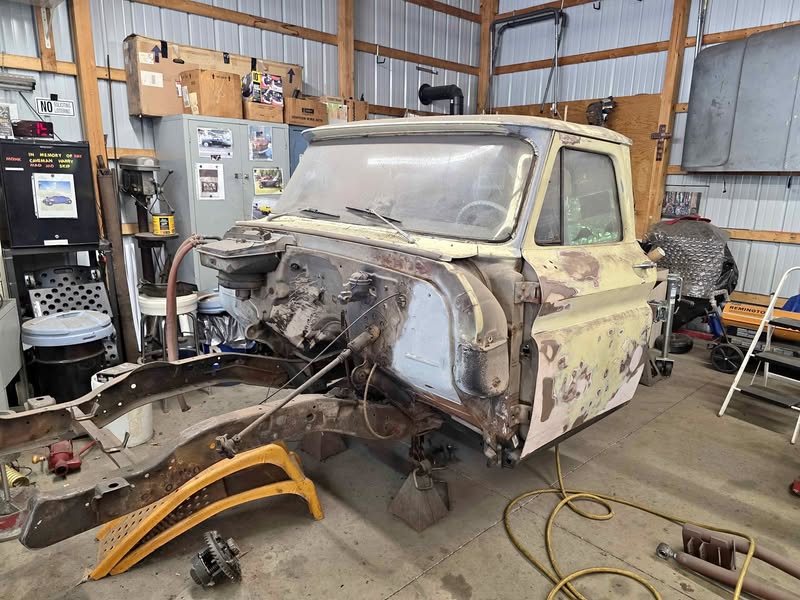 1965 Chevrolet C10 - Fleetside