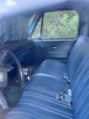 1983 Chevrolet c10 - Custom Deluex