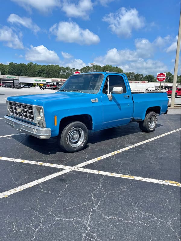 1979 Chevrolet c10 - Custom Deluxe