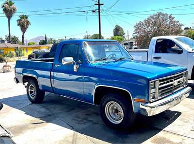 1986 Chevrolet Chevy C10 short bed