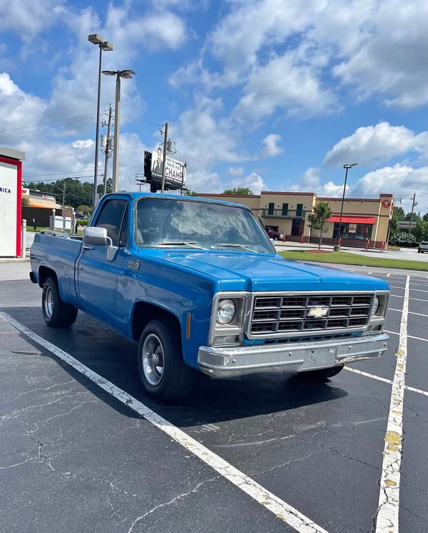 1979 Chevrolet c10 - Custom Deluxe