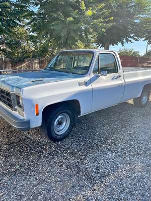 1977 Chevrolet c10 - Long bed
