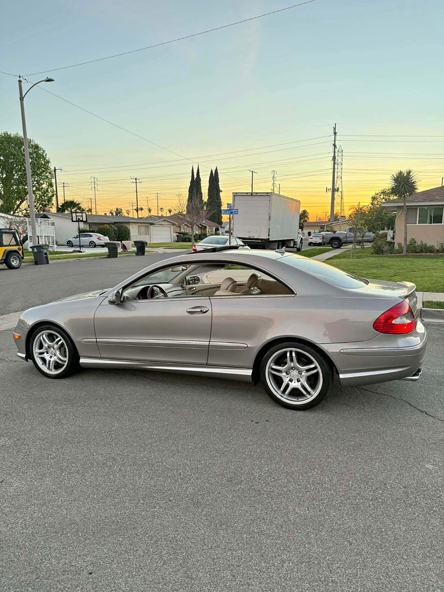 2009 Mercedes-Benz CLK-Class - CLK 550 Coupe 2D