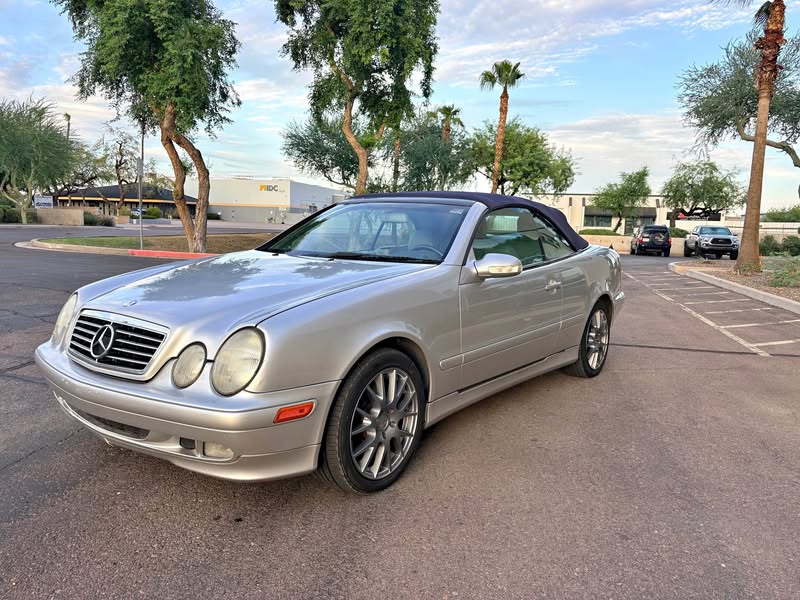 2001 Mercedes-Benz CLK-Class - CLK 320 Cabriolet 2D