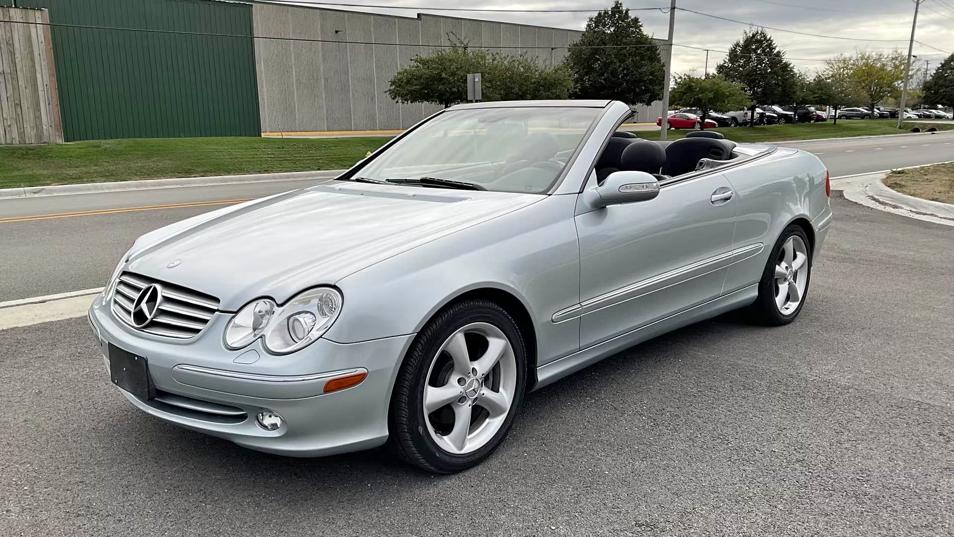 2005 Mercedes-Benz CLK-Class - CLK 320 Coupe 2D