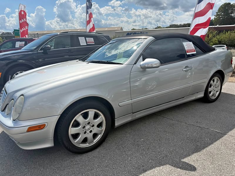 2000 Mercedes-Benz CLK-Class