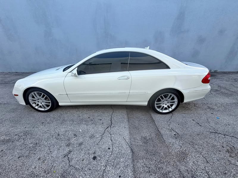 2010 Mercedes-Benz CLK-Class - Coupe