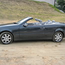 2000 Mercedes-Benz CLK-Class