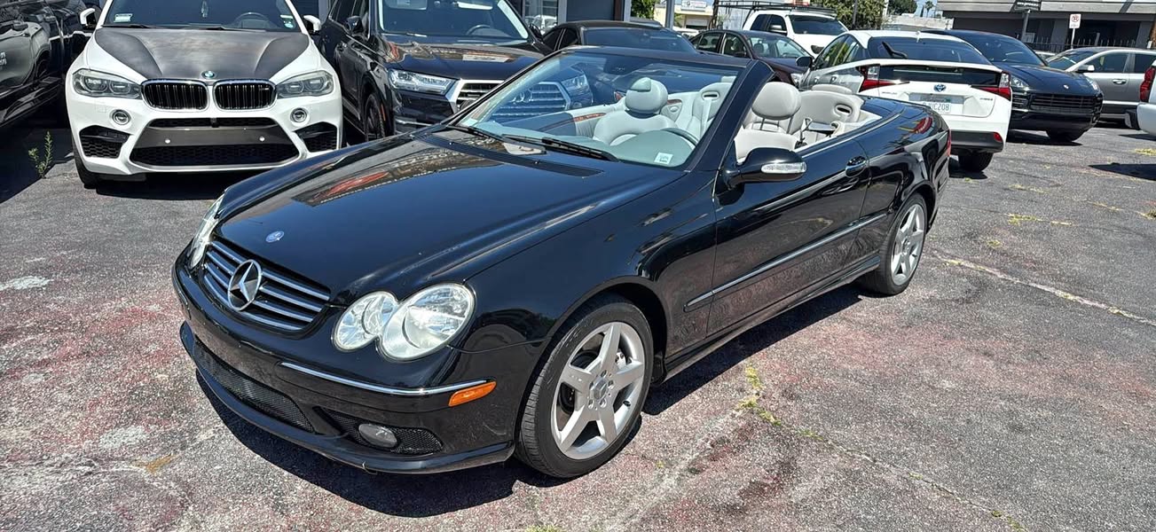 2005 Mercedes-Benz CLK-Class - CLK 500 Cabriolet 2D