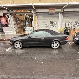 2000 Mercedes-Benz CLK-Class