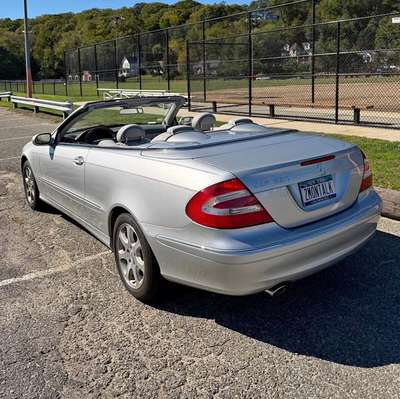 2004 Mercedes-Benz CLK-Class - CLK 320 Cabriolet 2D