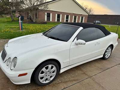2003 Mercedes-Benz CLK-Class - CLK 320 Cabriolet 2D