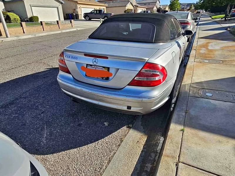 2005 Mercedes-Benz CLK-Class - CLK 500 Coupe 2D