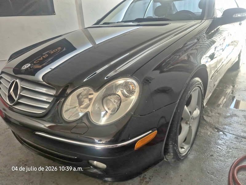 2005 Mercedes-Benz CLK-Class - CLK 320 Coupe 2D