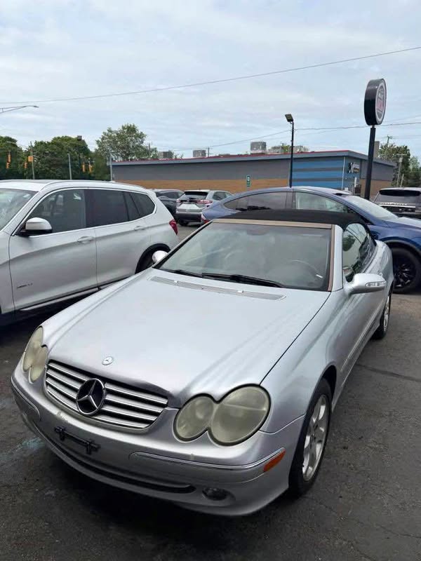 2004 Mercedes-Benz CLK-Class - CLK 320 Coupe 2D
