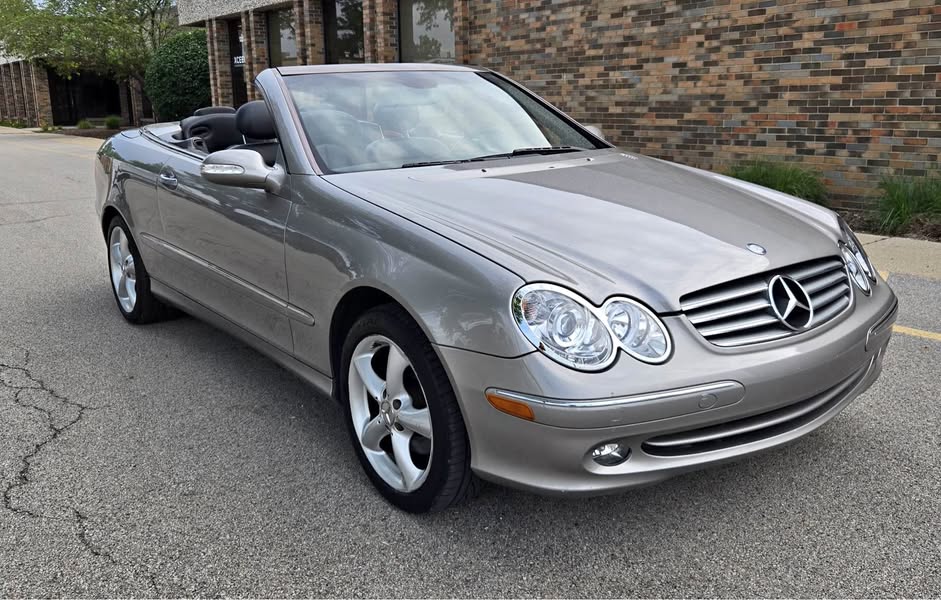 2005 Mercedes-Benz CLK-Class - CLK 320 Cabriolet 2D