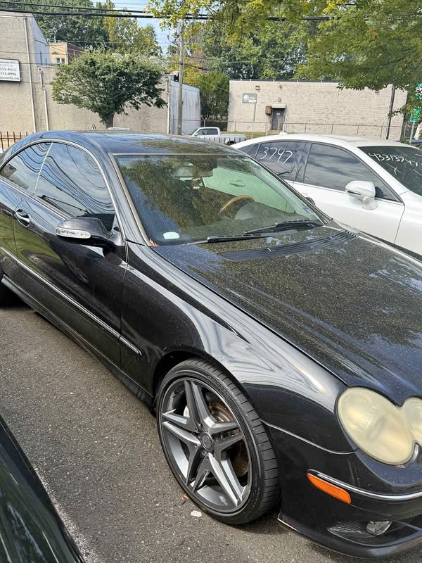 2007 Mercedes-Benz CLK-Class - CLK 550 Coupe 2D