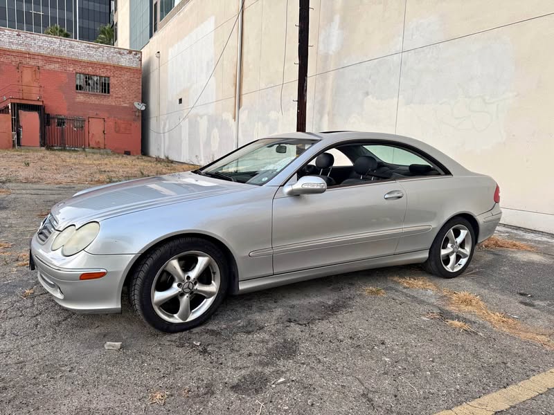 2004 Mercedes-Benz CLK-Class - CLK 320 Coupe 2D