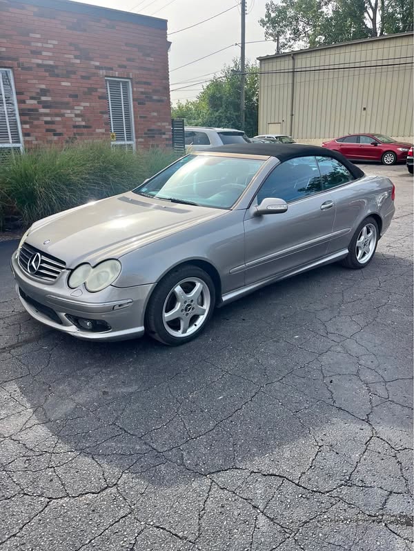 2004 Mercedes-Benz CLK-Class - CLK 550 Cabriolet 2D
