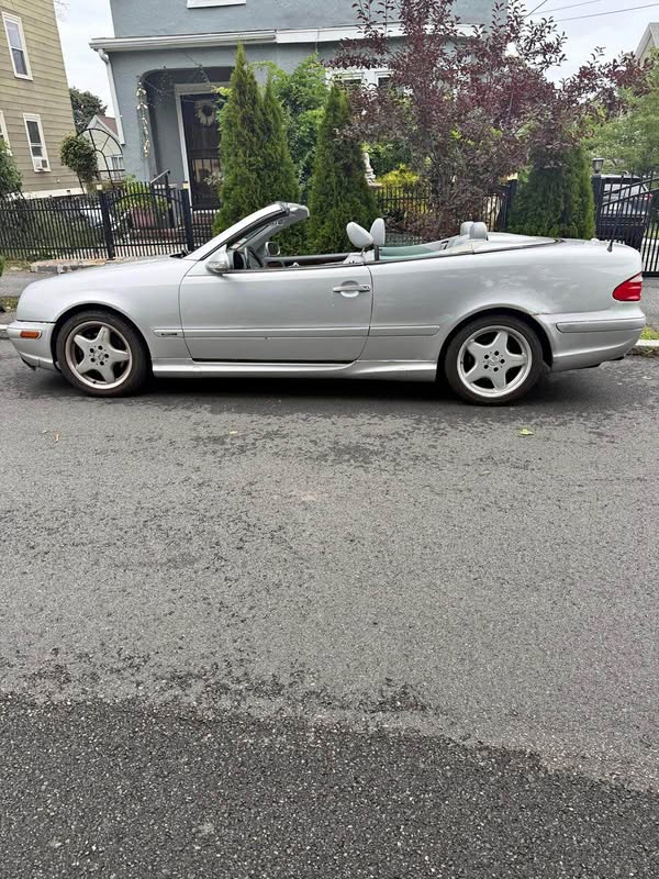 2003 Mercedes-Benz CLK-Class - CLK 320 Coupe 2D