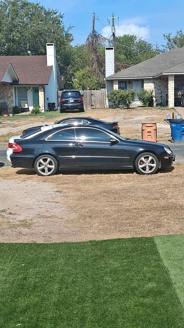 2005 Mercedes-Benz CLK-Class - CLK 320 Coupe 2D