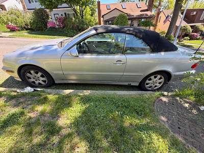2003 Mercedes-Benz CLK-Class - CLK 320 Cabriolet 2D
