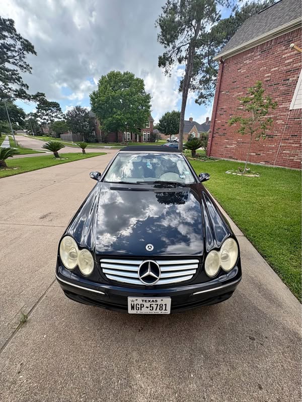 2005 Mercedes-Benz CLK-Class - CLK 320 Coupe 2D