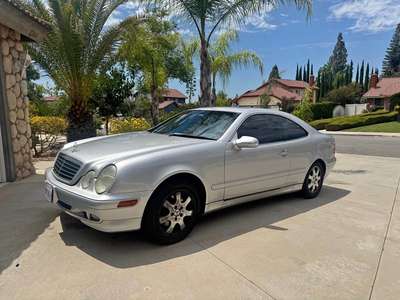 2002 Mercedes-Benz CLK-Class - CLK 320